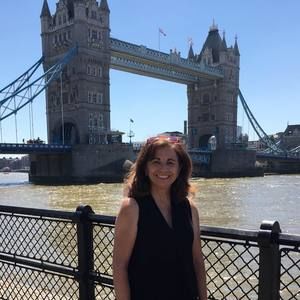 Meet your Posher, Debbie